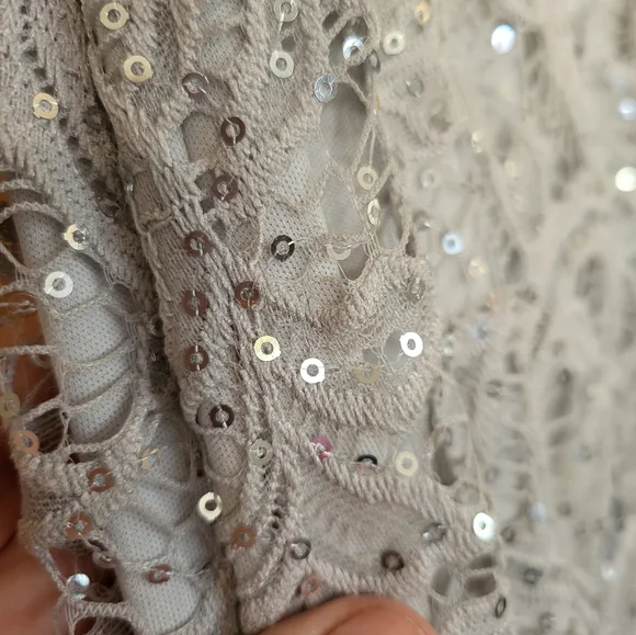 B. Darlin silver sequined v cut front, low cut back, prom/gown. Size 3/4 - Picture 12 of 16